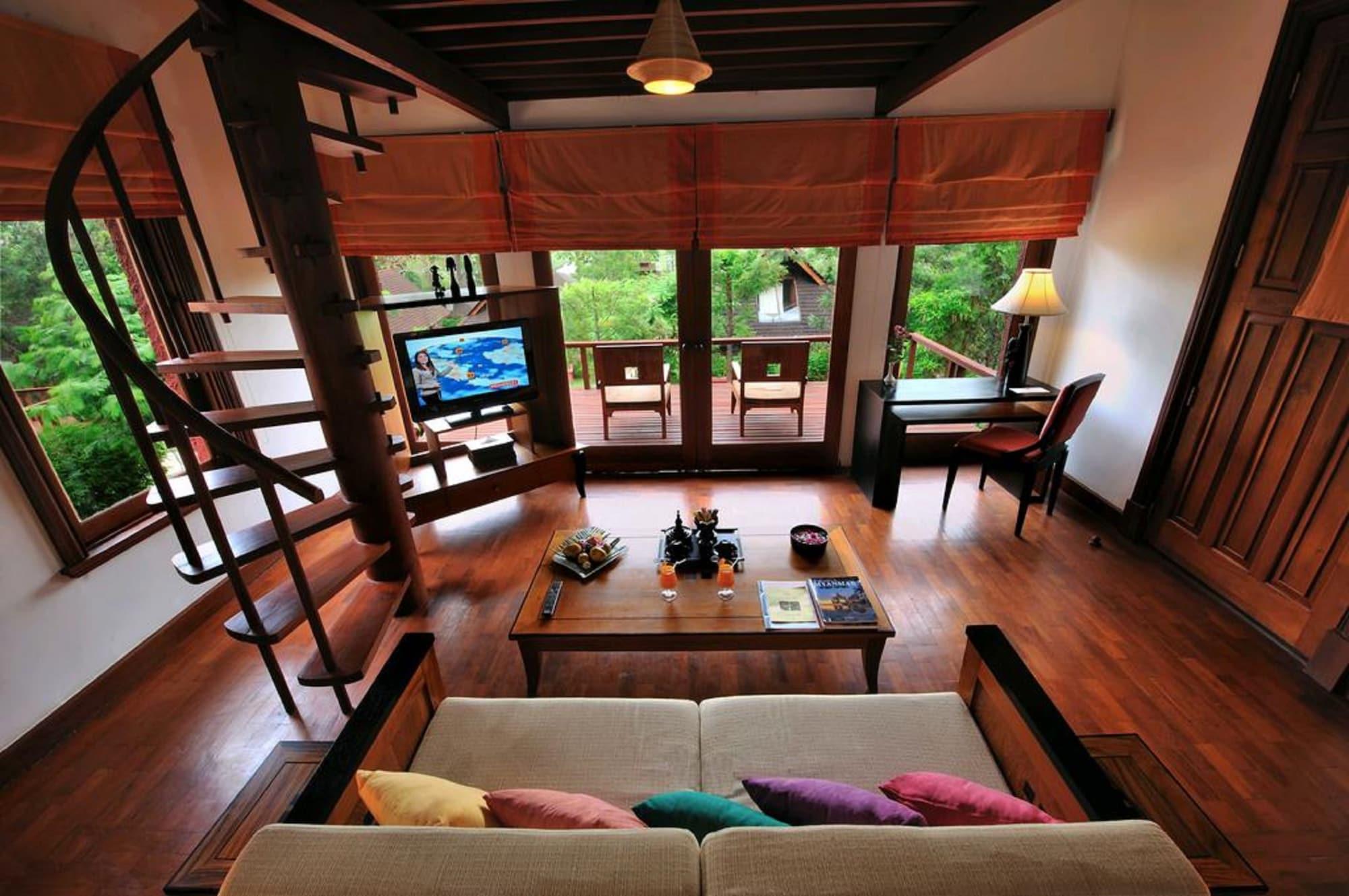 Pristine Lotus Resort Nyaung Shwe Exterior photo