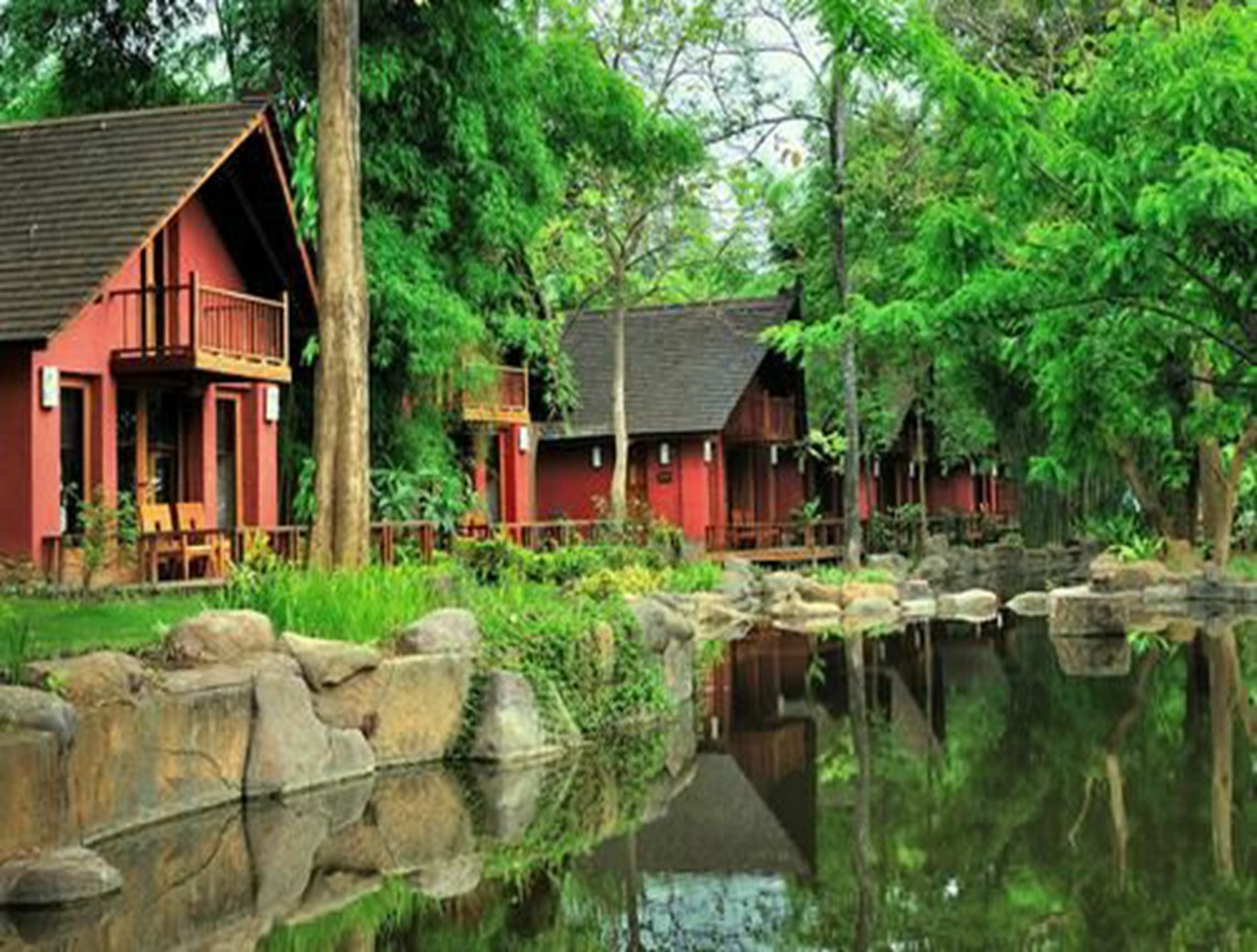 Pristine Lotus Resort Nyaung Shwe Exterior photo